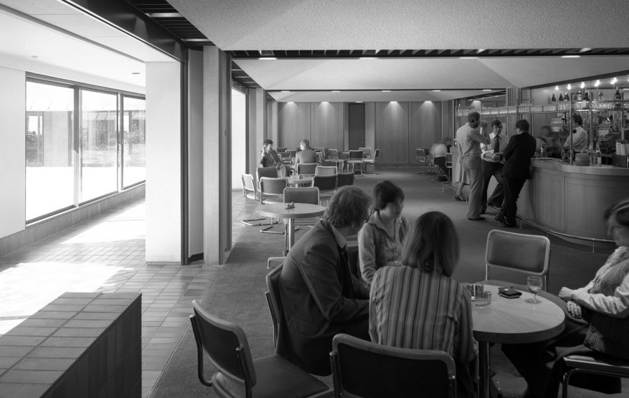 The bar area at Gun Wharf